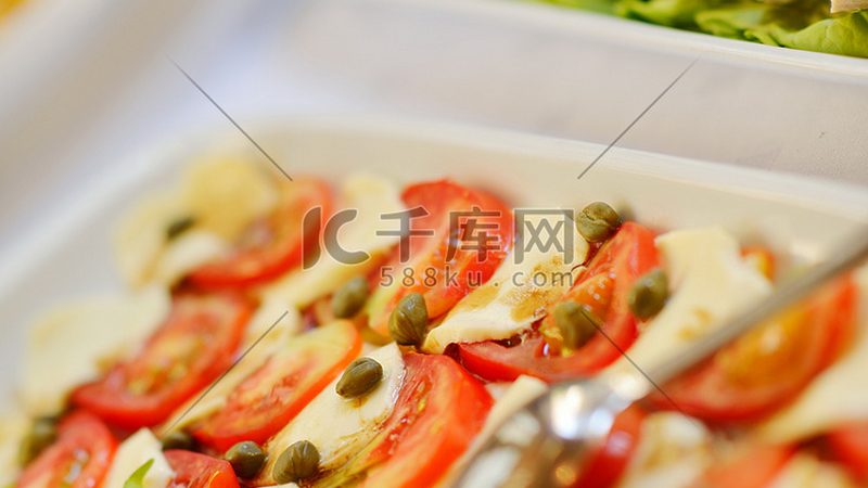食品代工合同中的知识产权归属解析