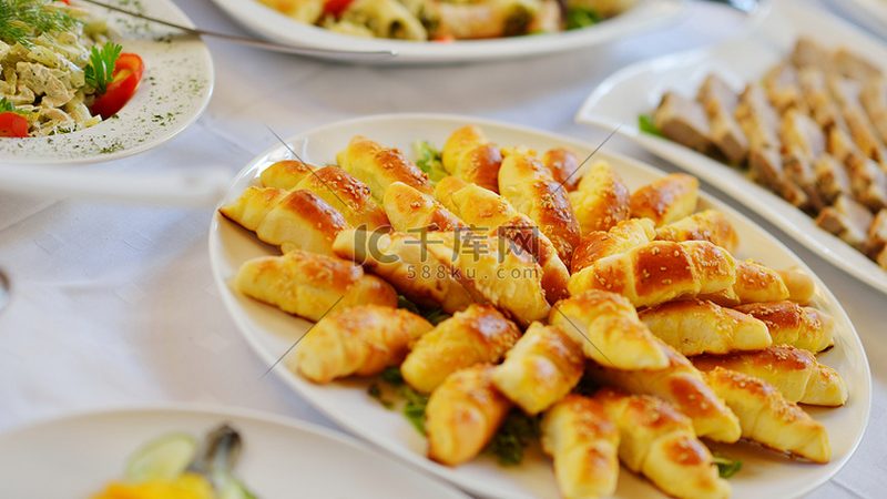 烘焙原料批发厂家如何挑选？揭秘优质原料的四大标准